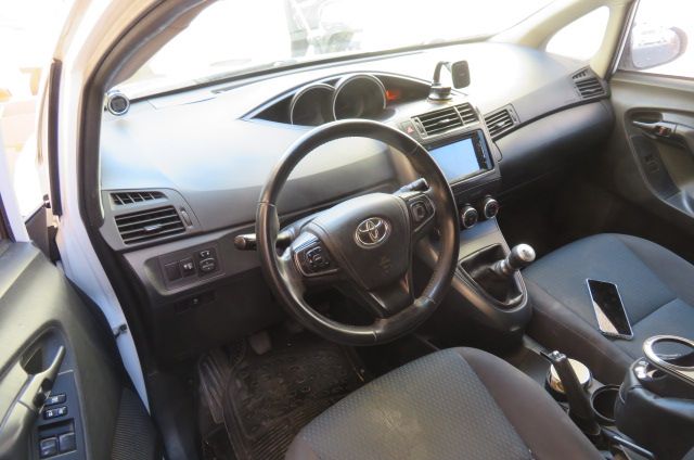 טויוטה ורסו