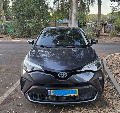 טויוטה C-HR