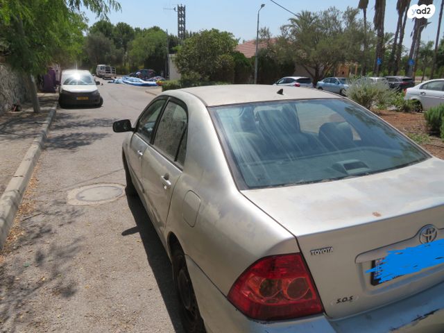 טויוטה קורולה