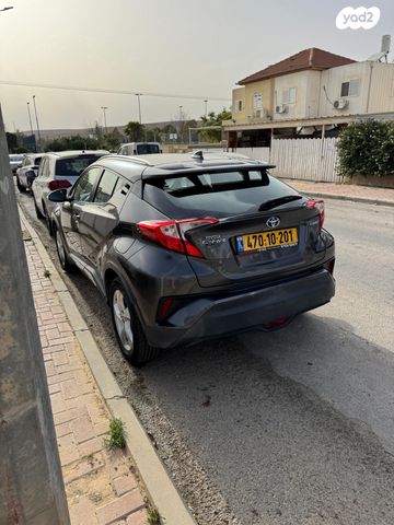 טויוטה C-HR