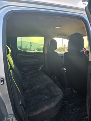 איסוזו די-מקס