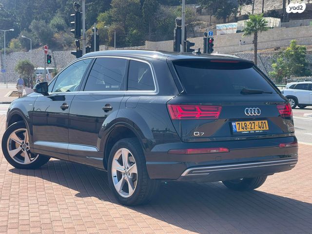 אאודי Q7