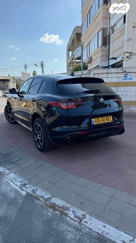 אלפא רומיאו סטלביו