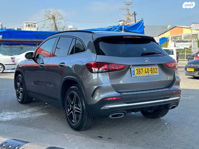 מרצדס-בנץ GLA