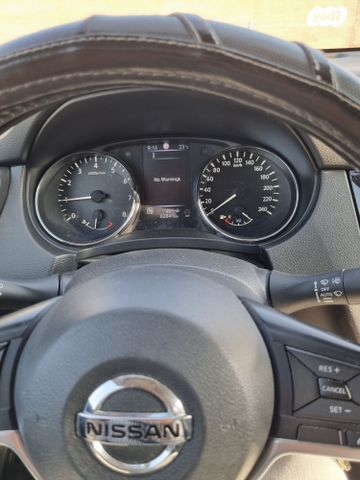 ניסאן אקס טרייל