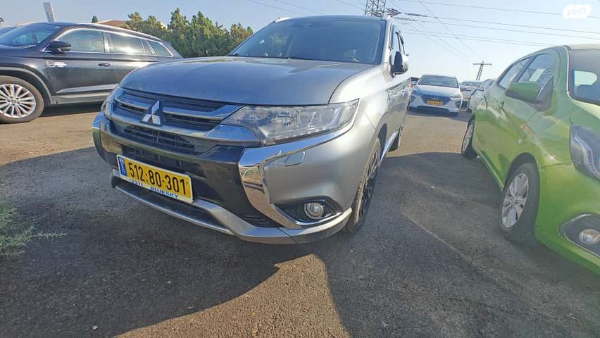 מיצובישי אאוטלנדר