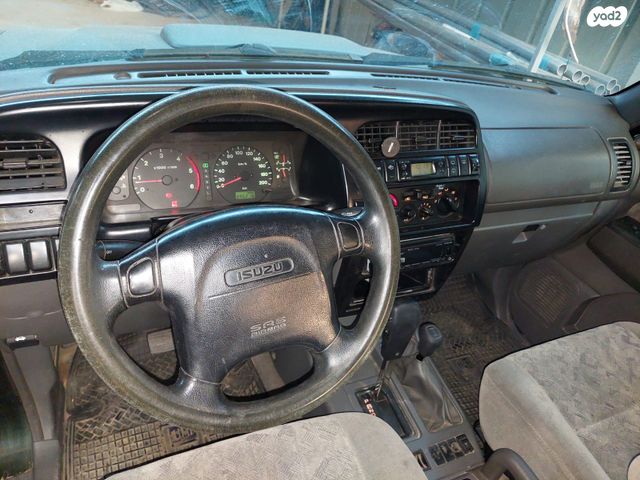 איסוזו טרופר