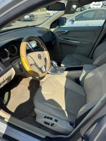 וולוו XC60
