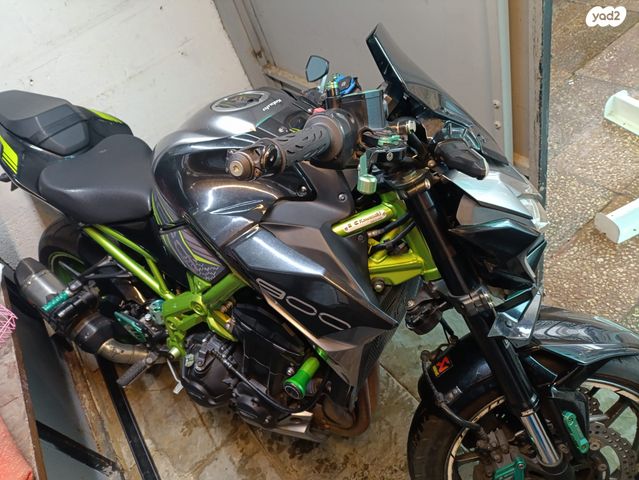 מודעת רכב קאוואסאקי Z900