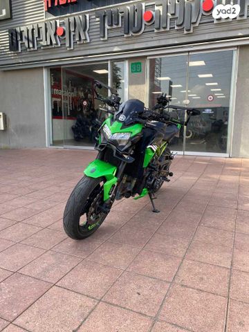 מודעת רכב קאוואסאקי Z900