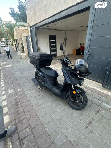 מודעת רכב סאן יאנג אחר