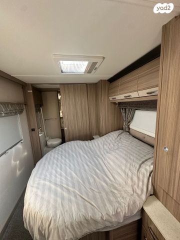 מודעת רכב נגרר (קראוון נגרר)