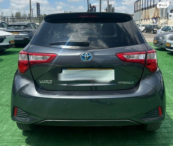 מודעת רכב טויוטה יאריס 2