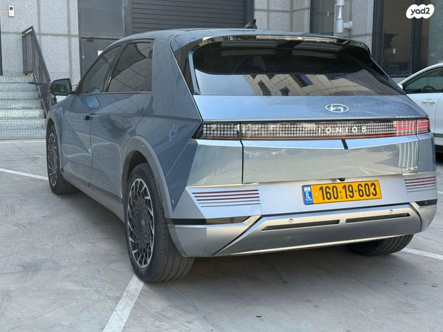 יונדאי איוניק 5