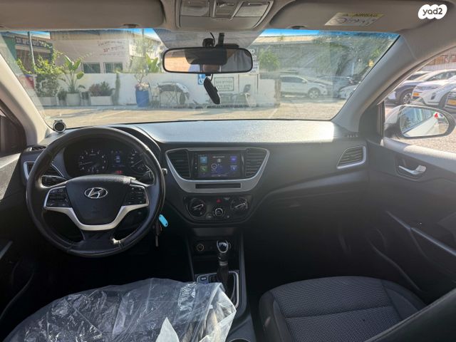 יונדאי אקסנט i25