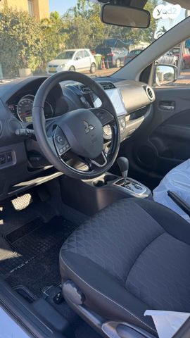 מיצובישי ספייס סטאר