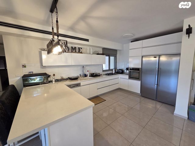 גג/ פנטהאוז, שדרות בית וגן 4, בית וגן, קרית אתא