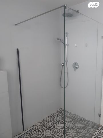 דירה, בועז 5, שכונת הראשונים, רמת גן