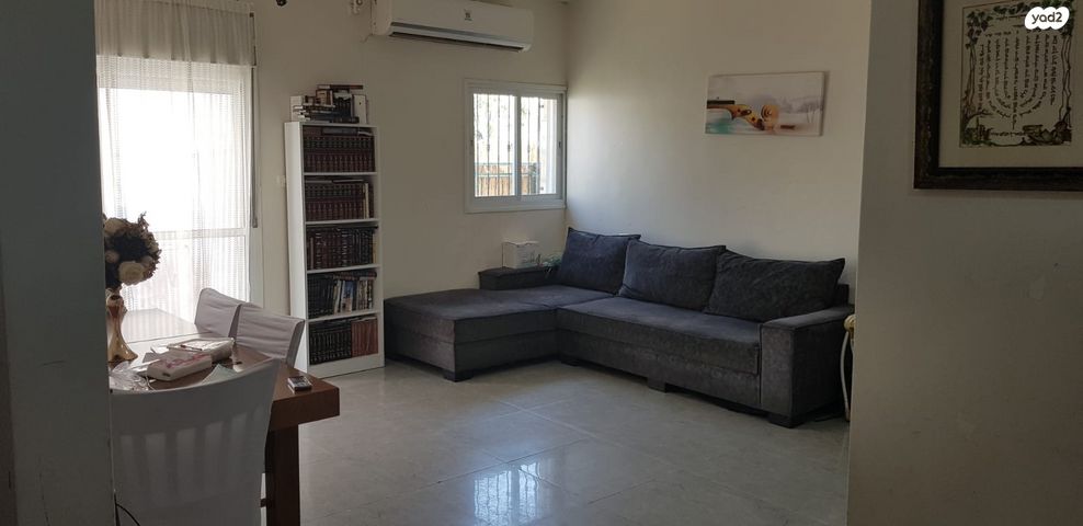 דירת גן, אהבת ישראל 18, כוכב יעקב, כוכב יעקב