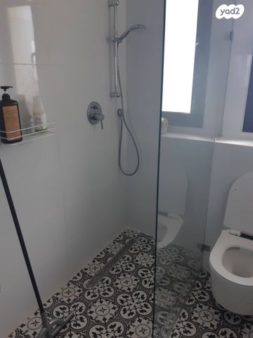 דירה, בועז 5, שכונת הראשונים, רמת גן