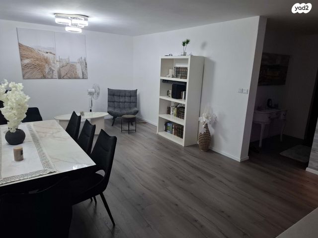 דירה, אבטליון 13, אלעד, אלעד