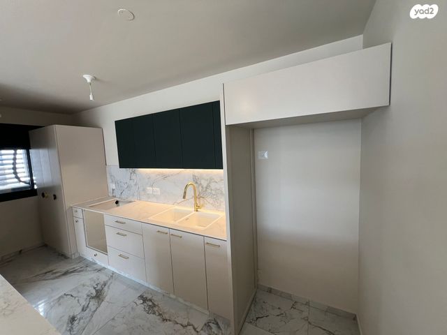 גג/ פנטהאוז, רועי קליין 29, נווה שמיר רמת בית שמש ה-1, בית שמש