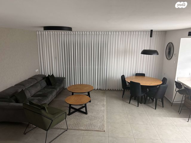 דירת גן, שדרות השיטה 46, קרית מנחם, אופקים