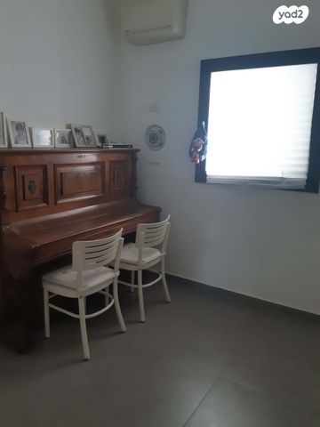 דירה, בועז 5, שכונת הראשונים, רמת גן