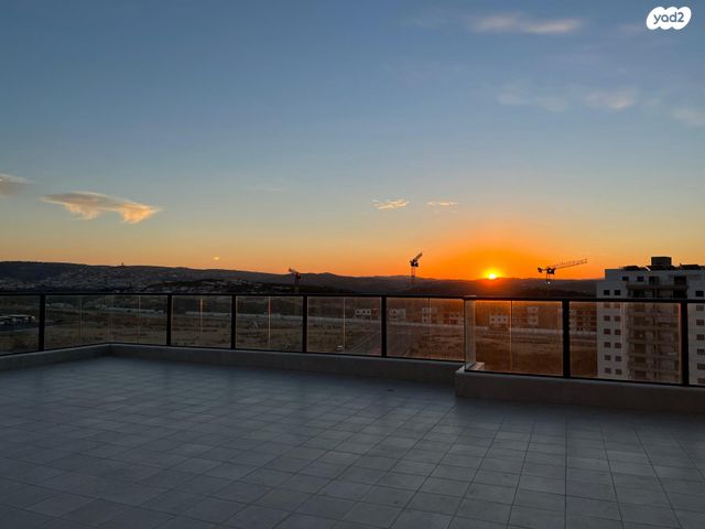 גג/ פנטהאוז, תנופה 7, מעו"ף, חריש