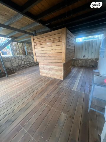 דירת גן, איבי נחל 64, אבני חפץ, אבני חפץ