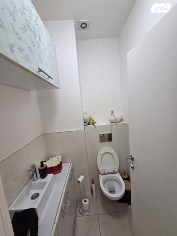 גג/ פנטהאוז, שדרות בית וגן 4, בית וגן, קרית אתא