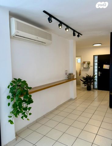 דירה, מבוא פלי"ם 36, הגבעה הצרפתית, גבעת שפירא, ירושלים