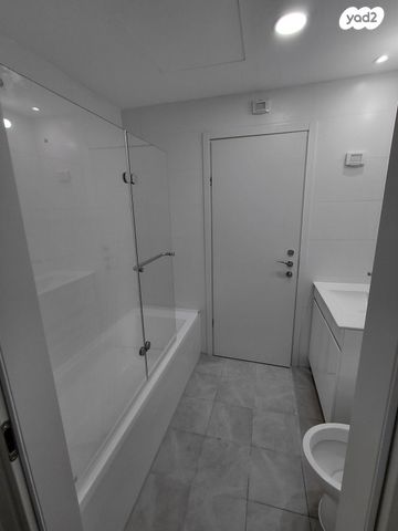 דירה, לח"י 4, שאר העיר, בני ברק