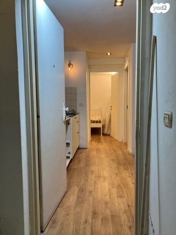 מתתיהו שוהם 31