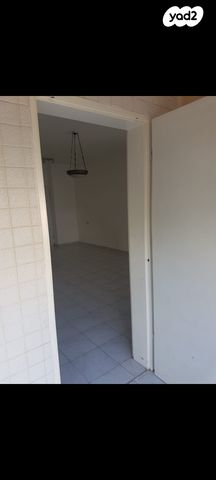 דירה, הרב קטרוני 42, המרכז השקט / מרכז העיר, פתח תקווה