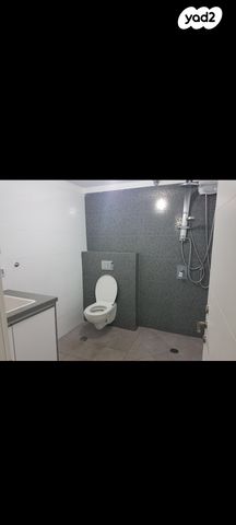 יחידת דיור, שדרות בן גוריון 93, אמירי גן, גדרה