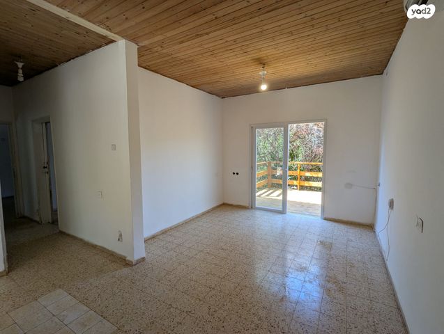 בית פרטי/ קוטג', אלה 5, לוטם, לוטם