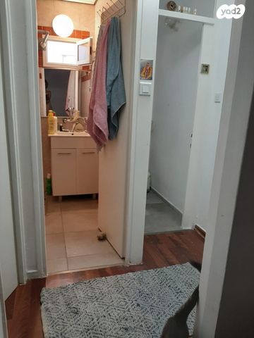 אורי אילן 15