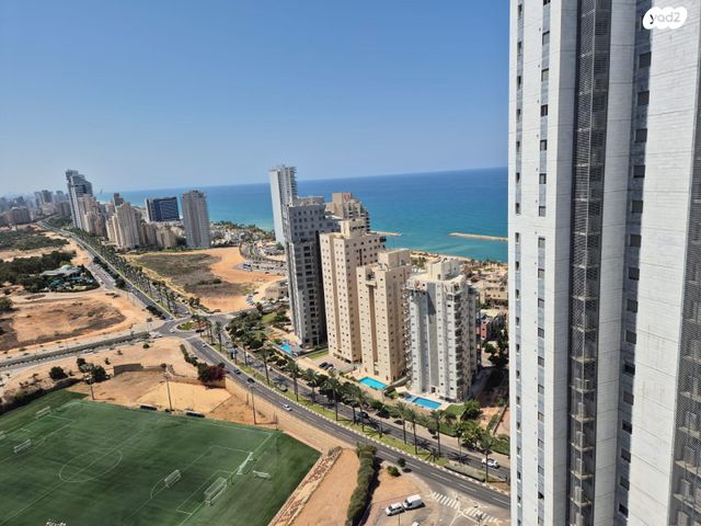 דירה, אמנון ליפקין שחק 3, נוף הטיילת, נתניה