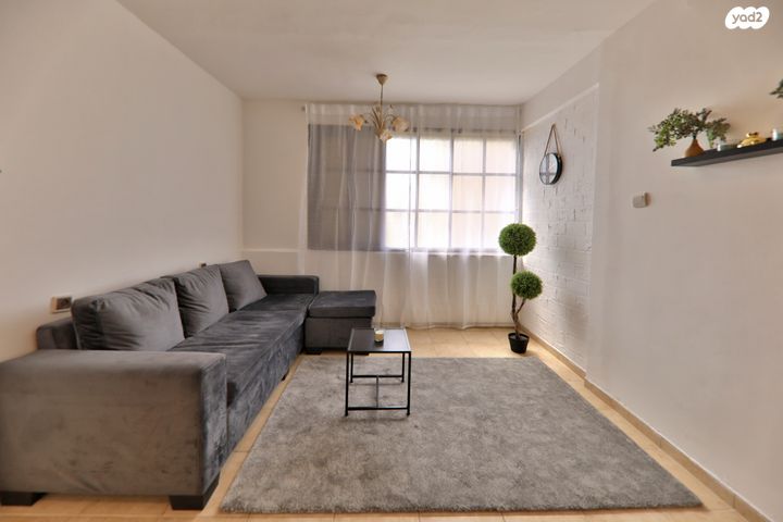 דירה, שדרות הנשיא טרומן 8, קרית חיים מערבית, חיפה