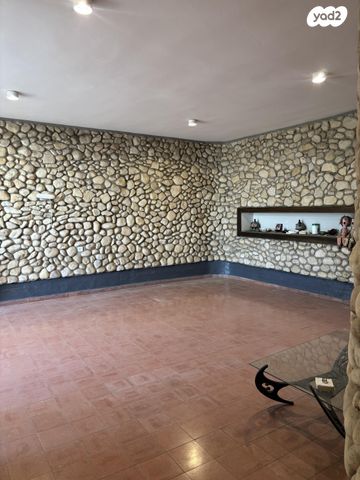 בית פרטי/ קוטג', דילה רינה יוסף 14, שיכון דן, נווה דן, תל אביב יפו