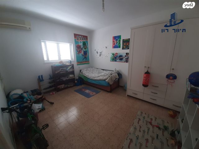 דירה, הל"ה, גבעתיים