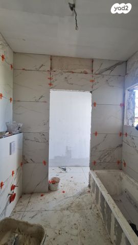 גג/ פנטהאוז, מרכז העיר, קרית אתא