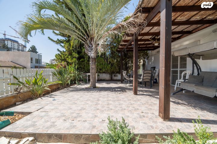 דו משפחתי, רש"י, קרית אונו