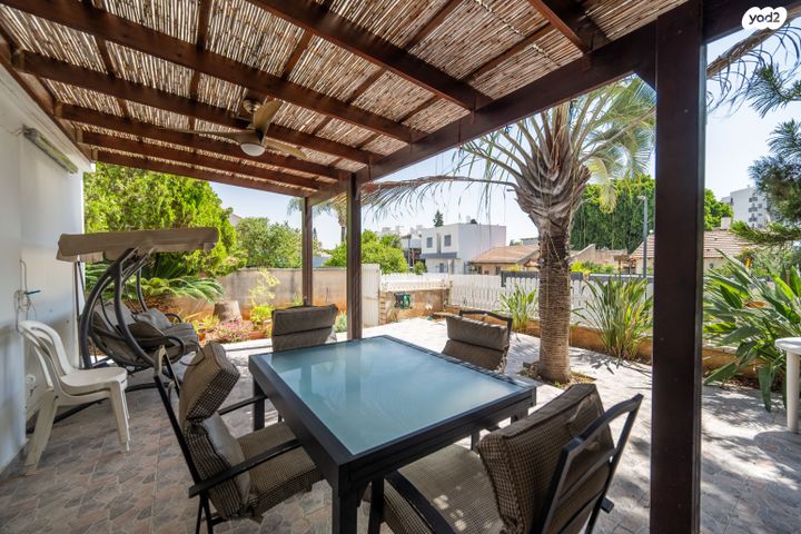 דו משפחתי, רש"י, קרית אונו