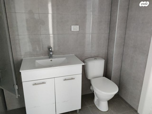 דירה, צאלה, גדרה הצעירה, גדרה