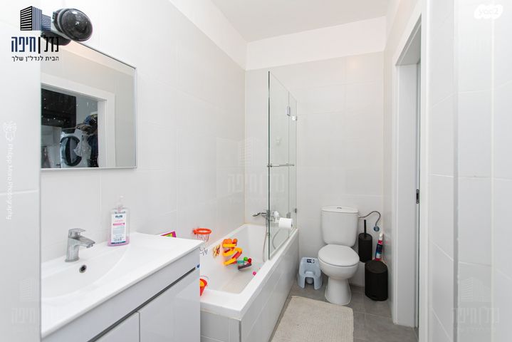 דירה, עמירם חרלף, אחוזה, חיפה