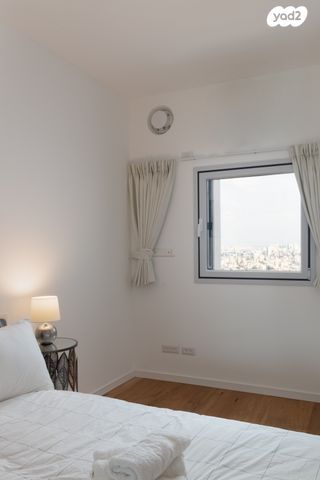 דירה, דרך מנחם בגין, מונטיפיורי, הרכבת, תל אביב יפו