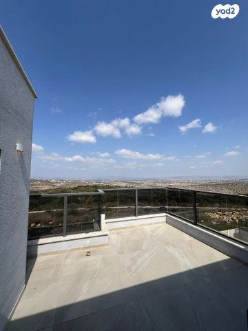 בית פרטי/ קוטג', אלונים, חיננית