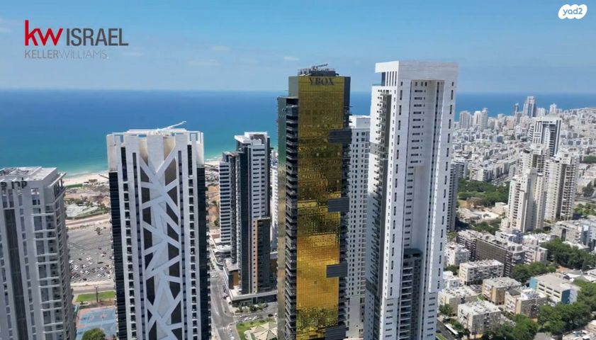 דירה, אריק איינשטיין, דרום חדש, פארק הים, בת ים